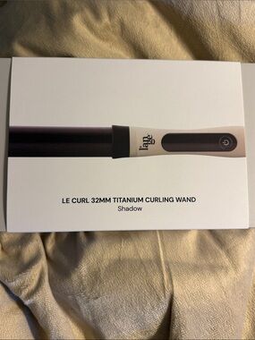 L’ange LE CURL 32MM (1.25”) TITANIUM CURLING WAND (shadow)